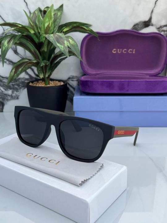 Gucci_2222_black_green
