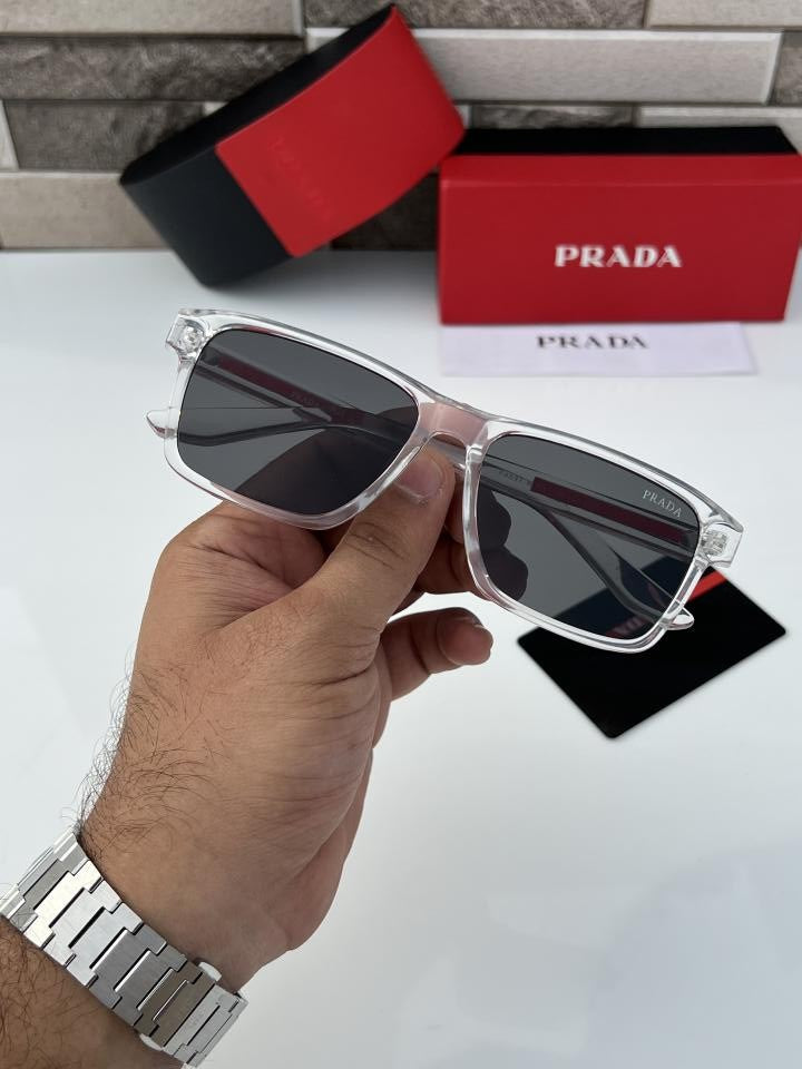 Prada_4537_white_black